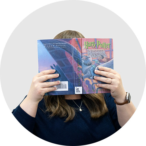 Kristie Leslie with Harry Potter book